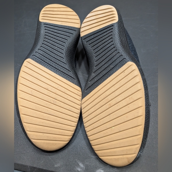 Allbirds Gray Merino Wool Runner Sneakers Black Khaki Mens Size 9 - Picture 8 of 9